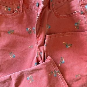NYDJ 5-Pocket Capri in Vintage Salmon with Floral Print.  Size 12.  Never worn!
